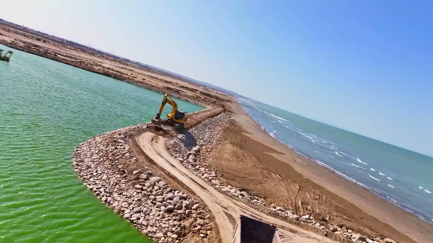 The breakwater from the open-sea side, November 2023